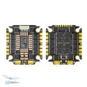 Pilotix ESC 4in1 Pilotix 75A AM32 widok z góry płytka drukowana z komponentami