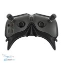 Walksnail Avatar HD X FPV goggles - size comparison with included accessories