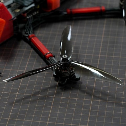 Propellers Foxeer New Cyclone T7057 3-Blade Crystal Black