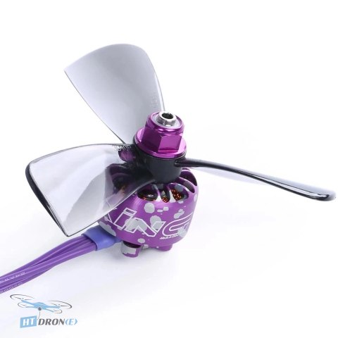 Rear view detail of IFlight Nazgul Cine 3040 Blue propeller