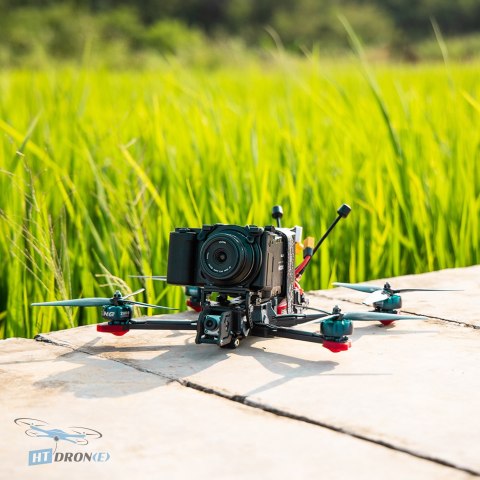 IFlight SONY ZV-E10 mount for Chimera7 Pro V2 packaging - kit contents