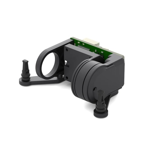 Przykład zastosowania gimbala FPV na różnych platformach, takich jak dron, pojazd naziemny i samolot RC.