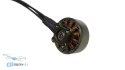 Задній вид двигуна Pilotix SE 2807 1300KV Olive з проводами в магазині HTDRONE